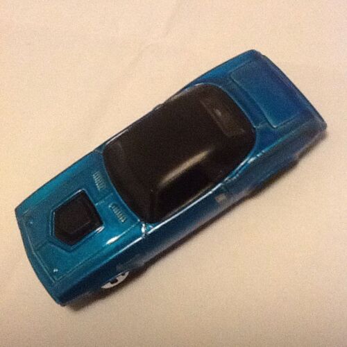 Hot wheels coupe us bleu