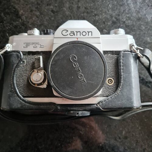 Appareil photo argentique: BoîtierCanon FTb QL nu, sans objectif, bon état
