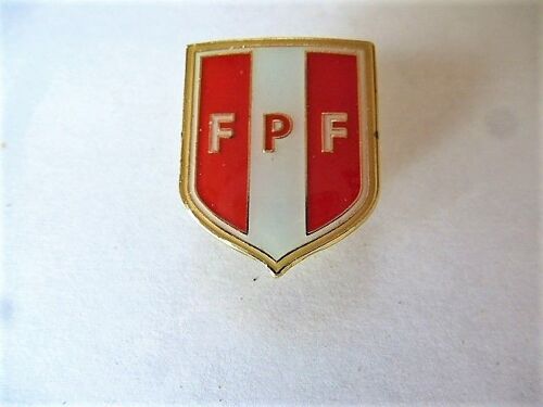Pins Football Coupe Du Monde Football Russie Russia 2018 Pays Participants Peru Perou Pins Officiel / Neuf