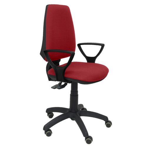 Chaise de bureau ergonomique avec mécanisme synchrone, réglable en hauteur et roues de parquet Assise et dossier rembourrés en tissu BALI de couleur grenat