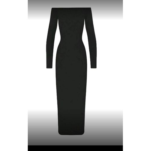 Robe Longue Noir A Epaules Denudees