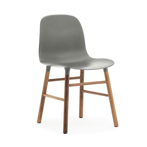 Normann Copenhagen Set De 2 Chaises Form Chair Avec Piètement En Noyer (Gris - Polypropylène Et Noyer)