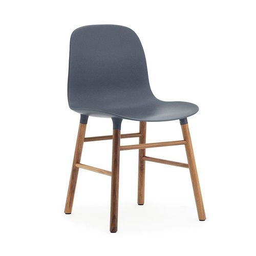 Normann Copenhagen Set De 2 Chaises Form Chair Avec Piètement En Noyer (Bleu - Polypropylène Et Noyer)