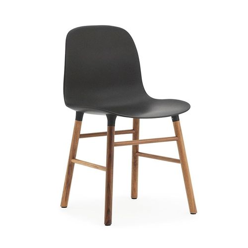 Normann Copenhagen Set De 2 Chaises Form Chair Avec Piètement En Noyer (Noir - Polypropylène Et Noyer)