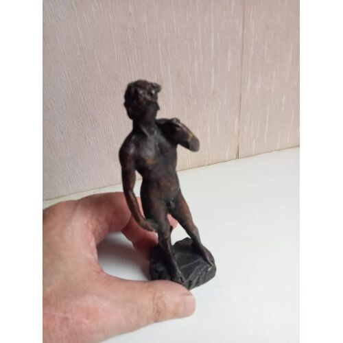 Sculpture statue David d'après Michel-Ange, reproduction en bronze hauteur 14 cm