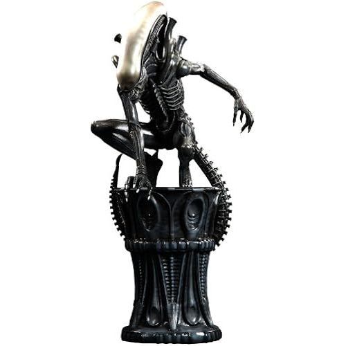 Alien Statue: Big Chap Alien