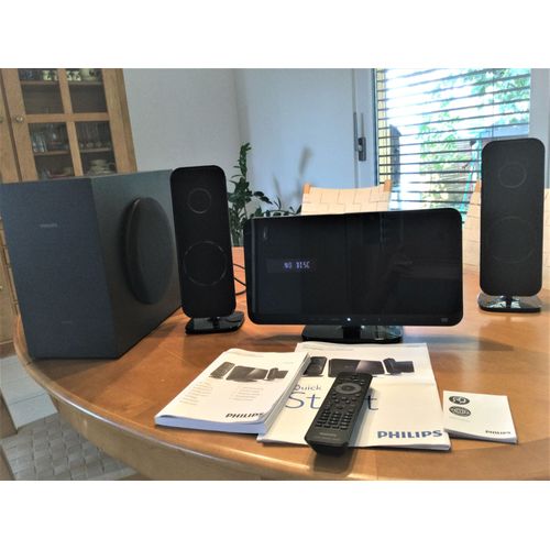 Home cinéma Philips HTS3220 CD/DVD/enceintes et caisson basse