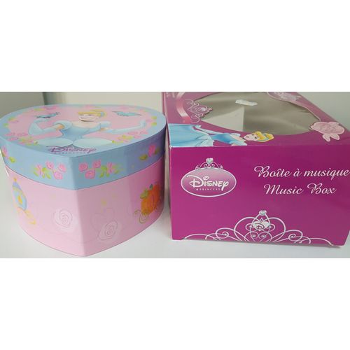 BOITE A MUSIQUE PRINCESSES DISNEY / EN FORME DE COEUR / 14X14X9CM/ SE REMONTE MANUELLEMENT / MUSIQUE TRES AGRÉABLE / DANSEUSE GRACIEURSE