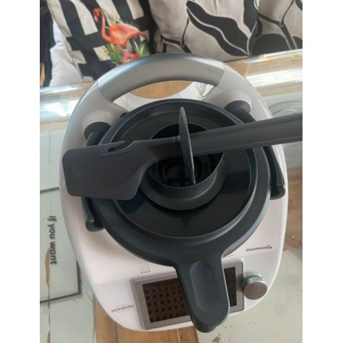 Thermomix TM7 avec accessoires à vendre