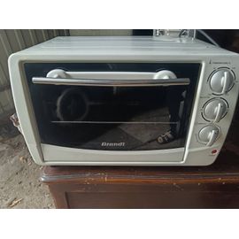 Vend camping-car Citroën autostar disiel. Année 1989. 5 place. Contrôle technique ok me contacter par téléphone, pour plus d'informations. Ardèche l