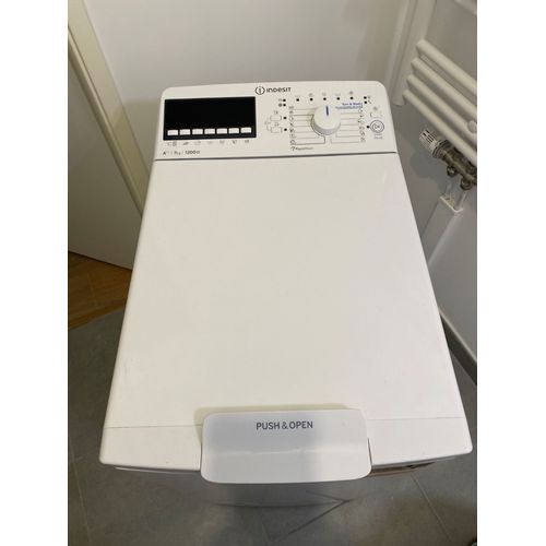 Lave-linge Top -7L INDESIT
