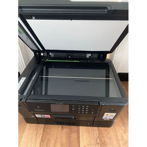 imprimante laser noir et blanc, permet d'imprimer rapidement de grands volumes. imprime, scanne, fax, copie Idéal pour imprimer de manière professionnelle (plus de 1000 pages par mois)