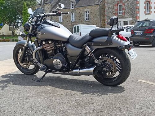 Triumph Thunderbird 1700 Storm Gris mat édition