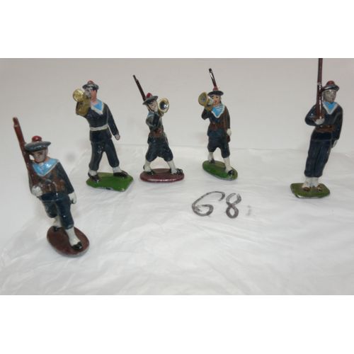 Quiralu - Lot De Deux Marins Defilant Et Trois Trompettes - 1/43 E