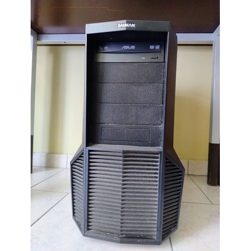 PC Gamer Intel Xeon - Ram 12 Go - SSD 256 Go