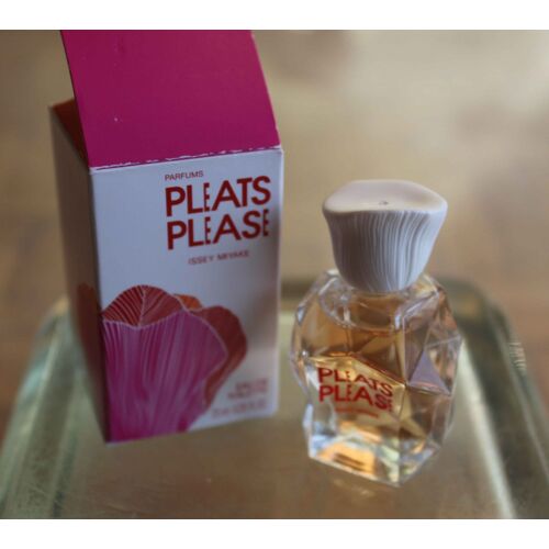 Miniature Issey Miyake" Pleats Please" Neuve Et Fermèe Dans Sa Boîte D'origine