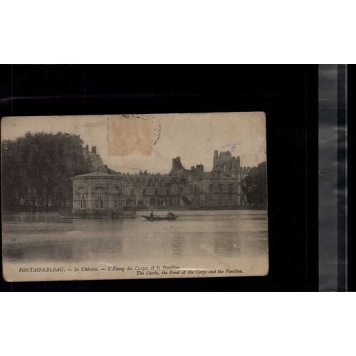Carte Postale Fontainebleau En L'état Sur Les Photos