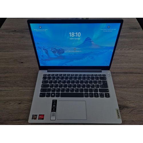 Lenovo IdeaPad 1 14ALC7 82R3 - 14" Ryzen 5 5500U 8 Go RAM 256 Go SSD Gris AZERTY