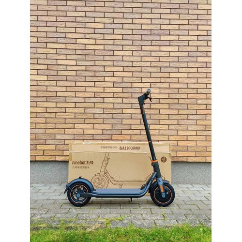 Trottinette Ninebot Kickscooter E2 Plus
