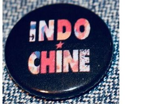 Indochine Badge Le Baiser
