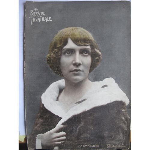 La Revue Theatrale 6