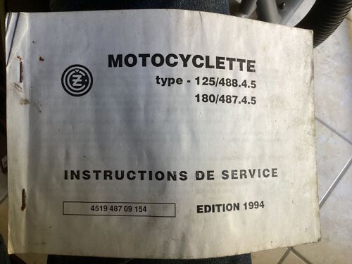 Notice D’Entretien Et D’Utilisation Motocyclette, Cz, 125, 180 Cm³ 1994