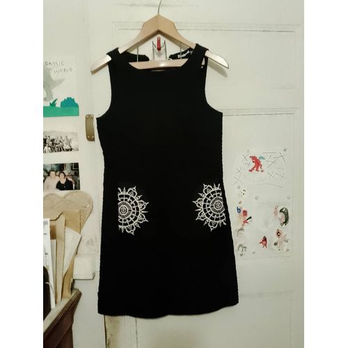 Robe Chaude Noire Motifs Blancs 36 S Desigual