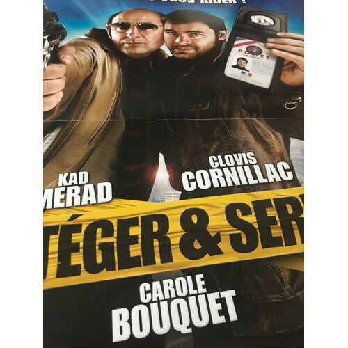 Protéger Et Servir - Carole Bouquet - Clovis Cornillac - Kad Merad - Eric Lavaine - Affiche De Cinéma Pliée 60x40 Cm