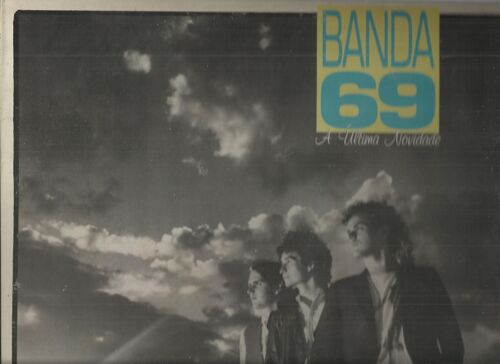 A Ultima Novidade, Notes, Esta Gravaçao Se Auto, Vou Pedir Uma, Precisa-Se, Medo, Os Carros Buzinam La Fora, Carteiro, ....