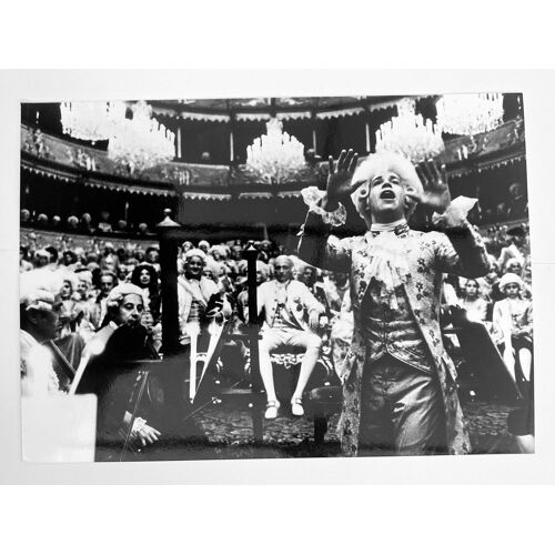 Amadeus : Photo De Presse Argentique Noir Et Blanc - Format 12,5x17,5 Cm - De Milos Forman Avec Tom Hulce, F. Murray Abraham, Elisabeth Berridge, Simon Callow - 1984 #