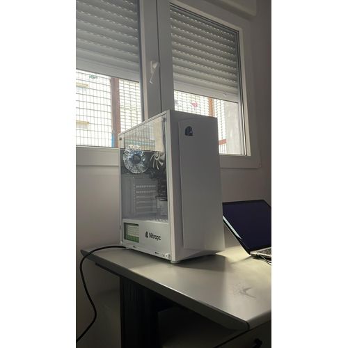 PC Gamer AMD Athlon 3000G - 3.50 Ghz - Ram 16 Go - SSD 480 Go