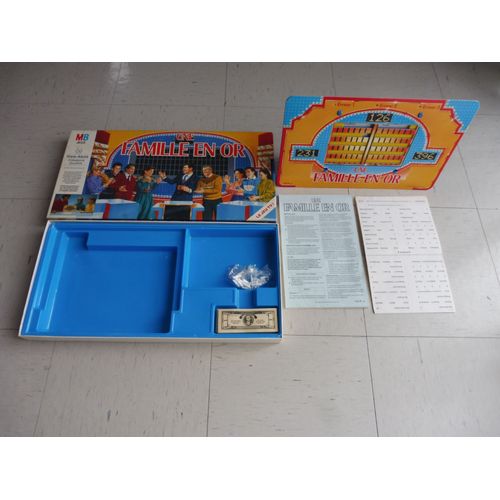 Jeu De Société Une Famille En Or - Mb Jeux - 1990