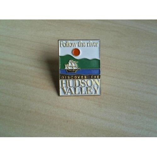Pin's Discover The Hudson Valley Follow The River
