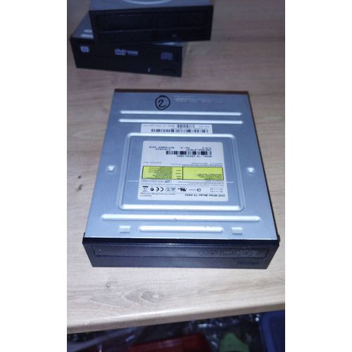 Lecteur graveur de cd et DVD Toshiba ts-h553 pour pc connectique sata