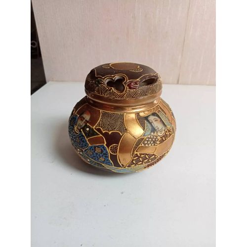 Parfumeur En Porcelaine De Chine Hauteur 9 Cm Diamètre 8 Cm