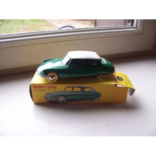 Voiture Dinky Toys Citroen Ds 19-Dinky Toys