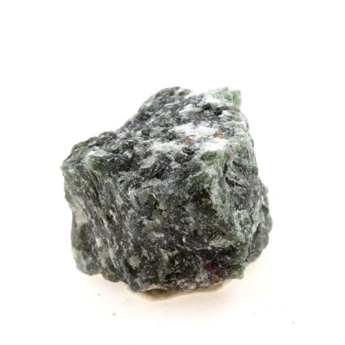 Pargasite Chromifère & Rubis. 55.0 Ct. Vieille-Brioude, Haute-Loire, France