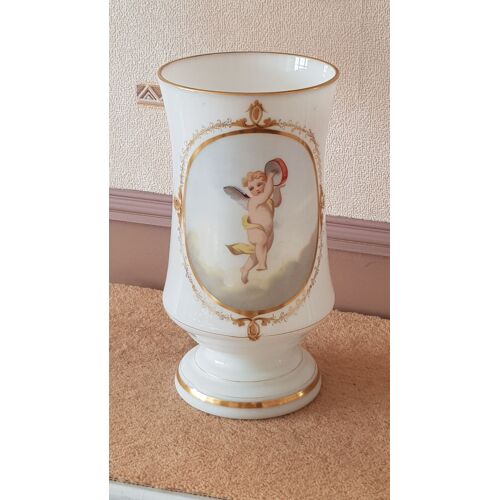 Vase Opaline Blanc Dore
