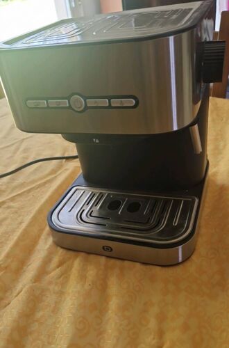 Machine à café essentiel b, acheté 99 euros , je le vends 90 euros