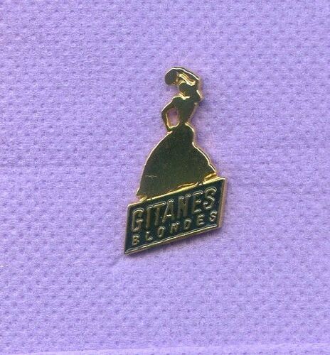 Rare Pins Cigarettes Gitanes Ab698