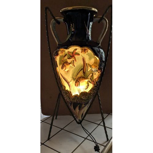 Grande lampe Coquillage Amphore sur socle en fer