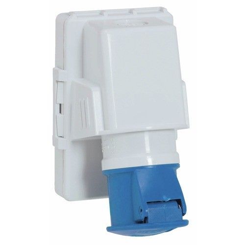 Socle saillie - P17 3P+N+T 16A 400V IP44 LEGRAND