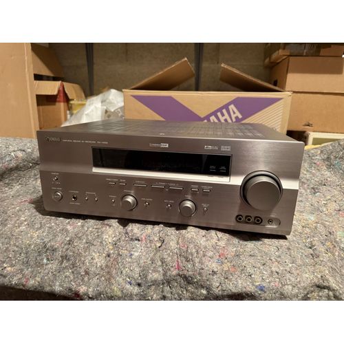 YAMAHA RX-V559