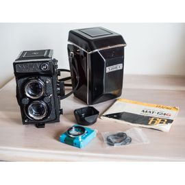 YASHICA MAT 124 G