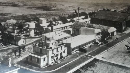 L'aérodrome De Llabanere (Pres De Perpignan). Documentation Aérienne Pédagogique Lapie.