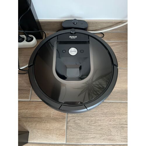 Robot aspirateur iRobot 900