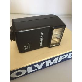 Flash Olympus T18