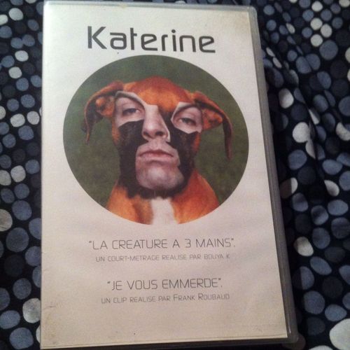 La Creature A 3 Mains / Je Vous Emmerde