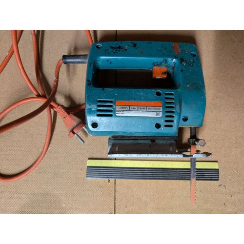 Scie sauteuse Black&Decker - DN315 H1A - 300W