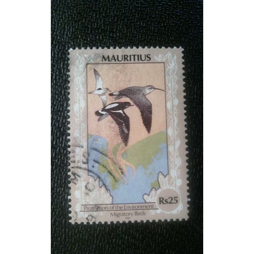 Timbre Mauritius ( Yt 752 ) 1990 Engoulevent De La Jungle (Caprimulgus Indicus)